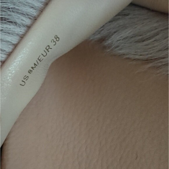 Vince sheep fur Garrison beige leather slide sandals size 38 - Picture 8 of 11